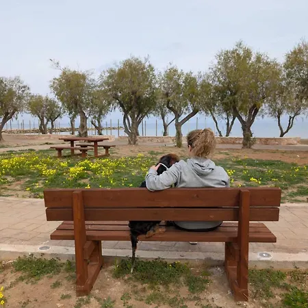 דירה Seaside & Pool