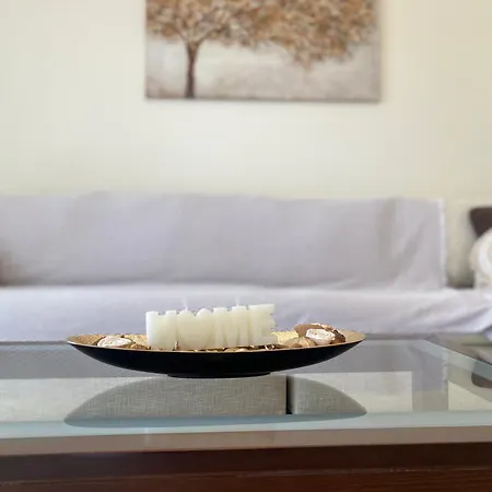 Seaside & Pool Apartment