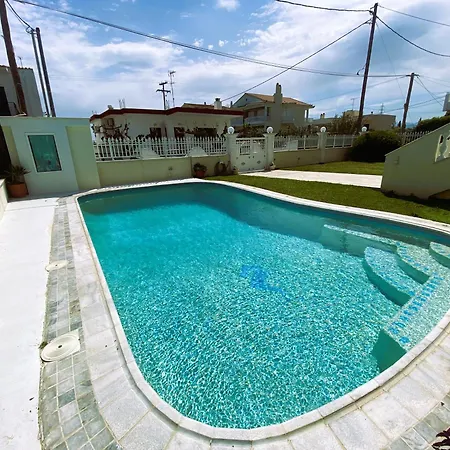 Seaside & Pool *