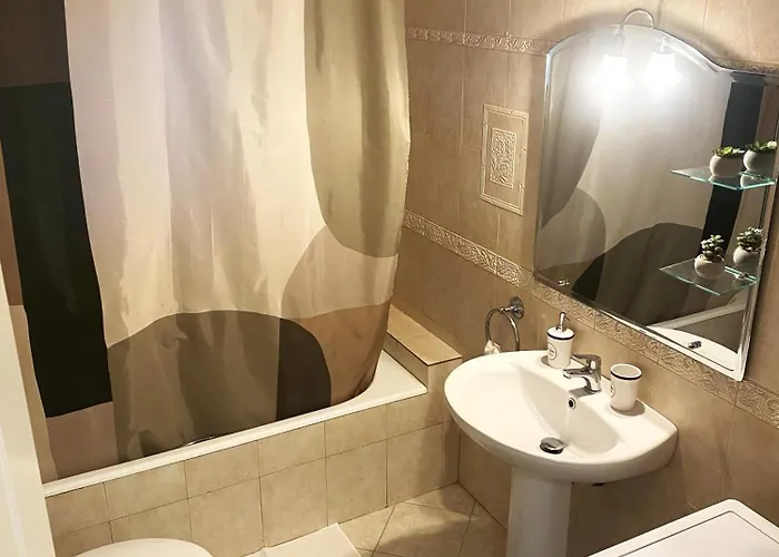 Seaside & Pool Apartment